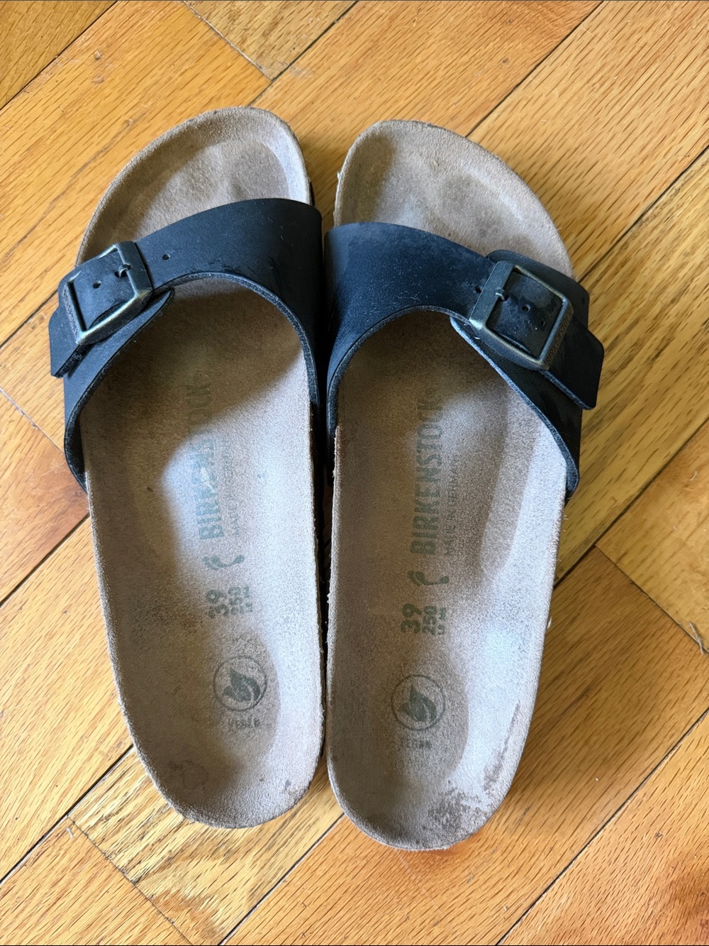 Birkenstocks-Black Single-Buckle Slide Sandals